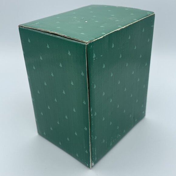 Boyds Bears Holiday Ornament - Football Player Bear on Ball - With Original Box - Picture 11 of 13